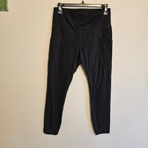 Athleta Black Cropped Leggings Medium